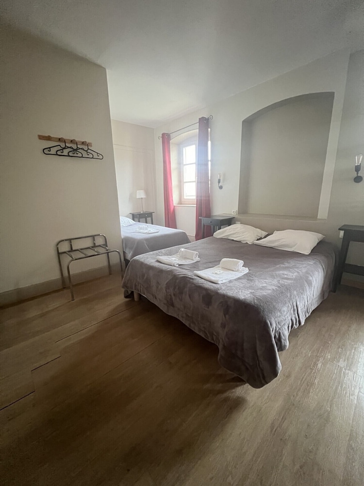 Triple Room, Shared Bathroom (avec lavabo) photo 2