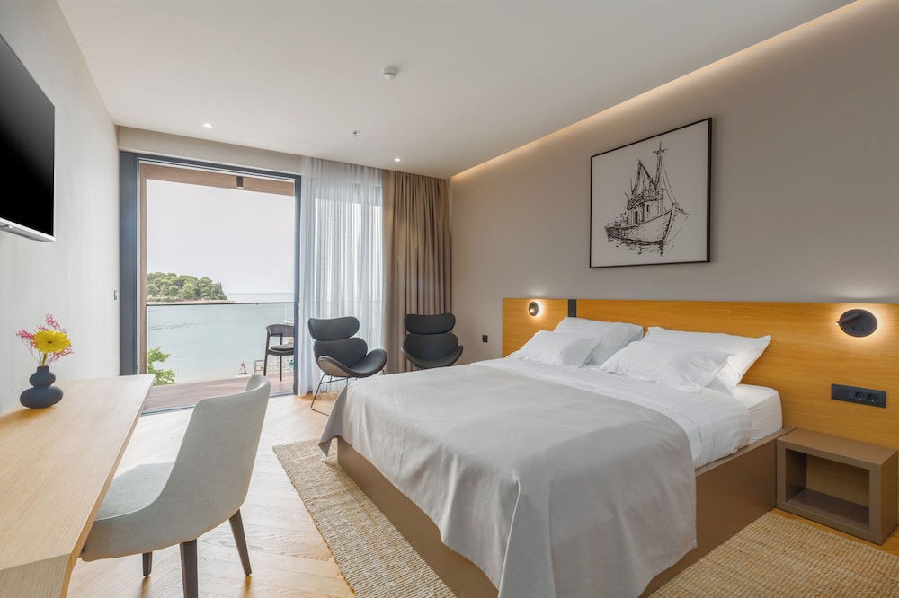 Double Room, Balcony, Sea View