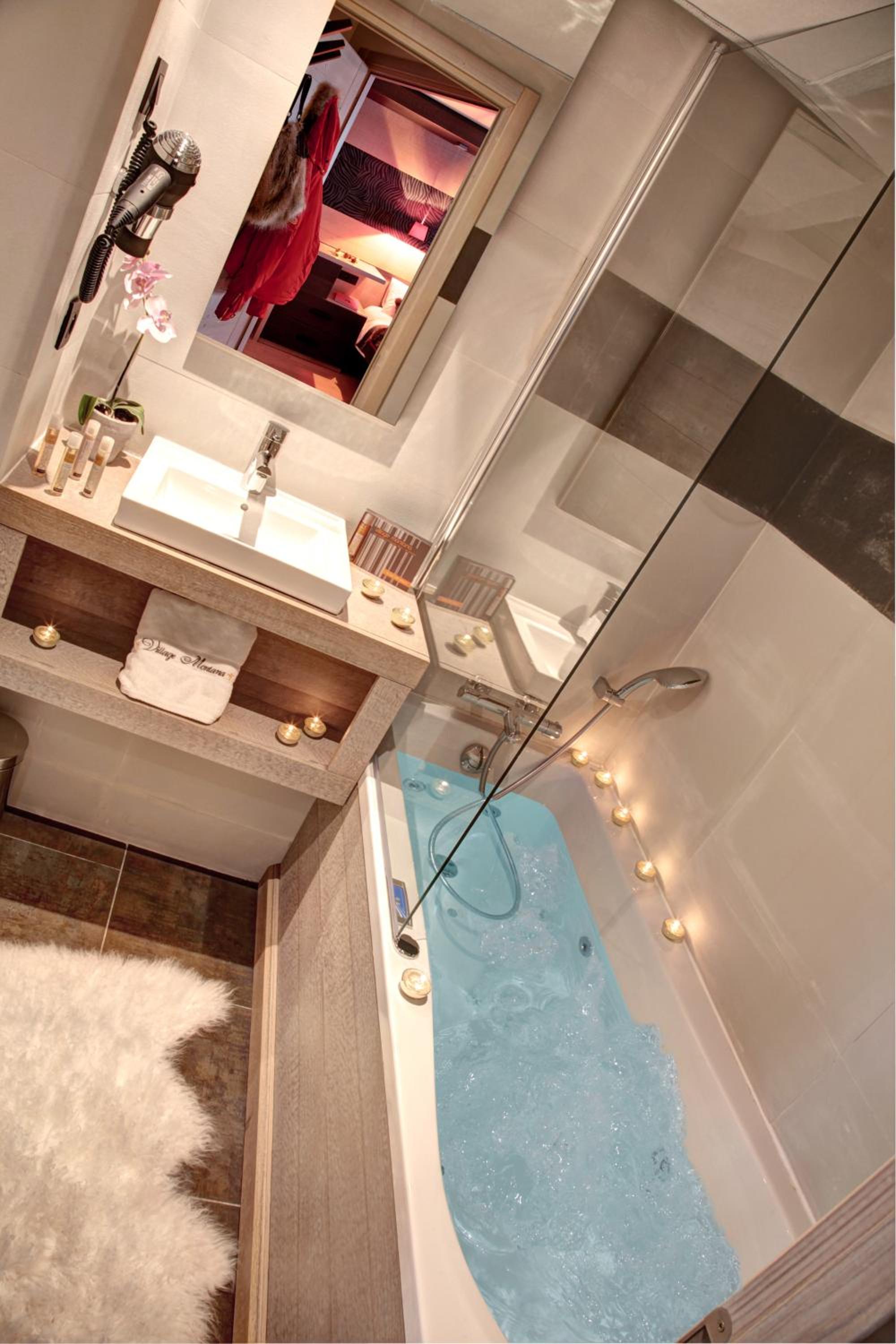 Duplex Apartment Four Bedroom 8 people photo 3