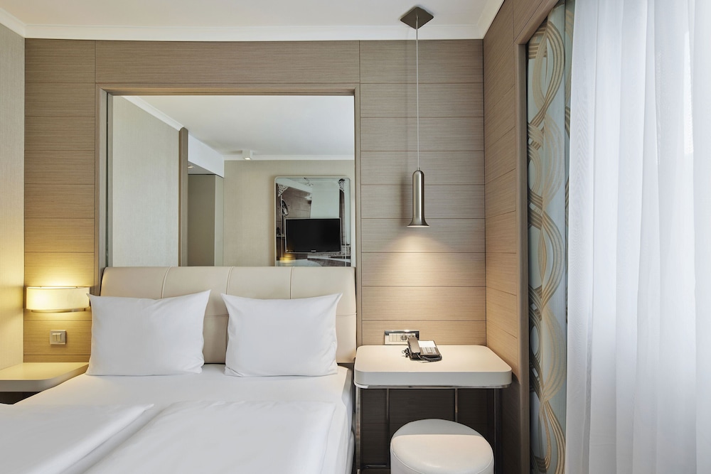 Business Twin Room - Photo 2
