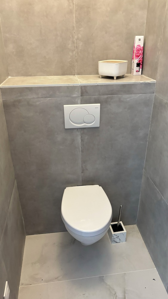 Appartment t3 80 m2  2nd etage photo 2