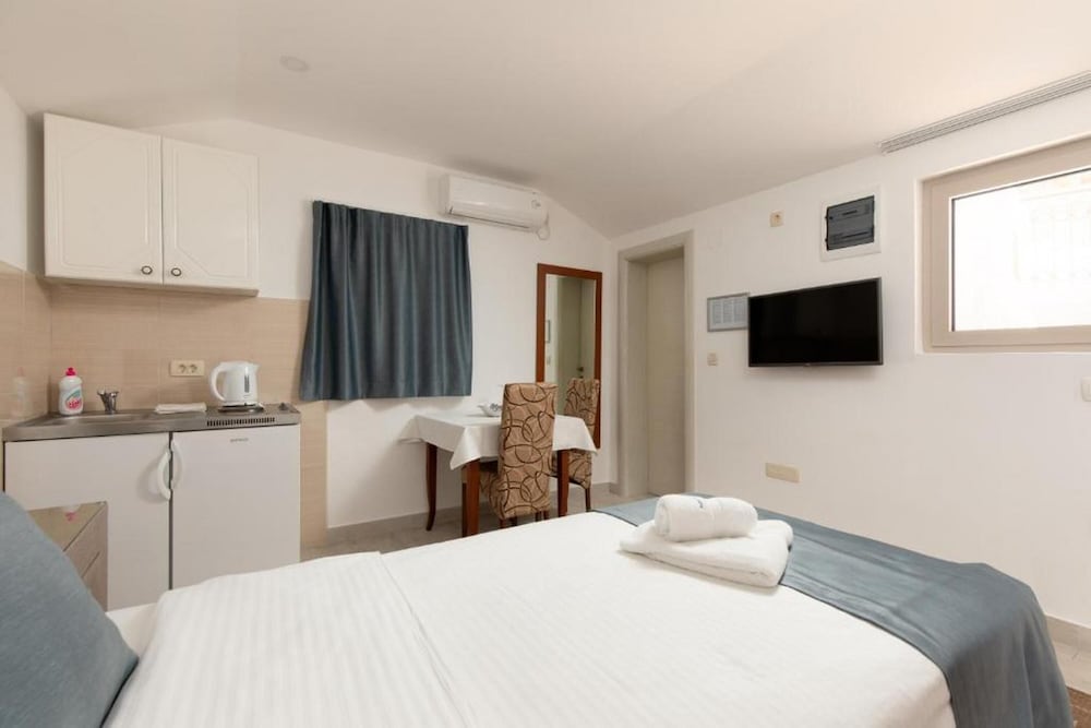 Studio Suite, Terrace photo 2