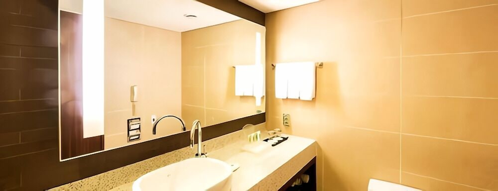 Standard Room - If you chose breakfast option, it is for 2PAX only - Photo 5