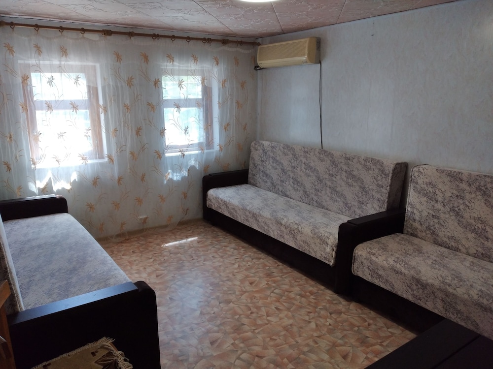 House, 1 Bedroom photo 3