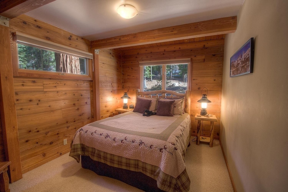 House, 3 Bedrooms photo 1