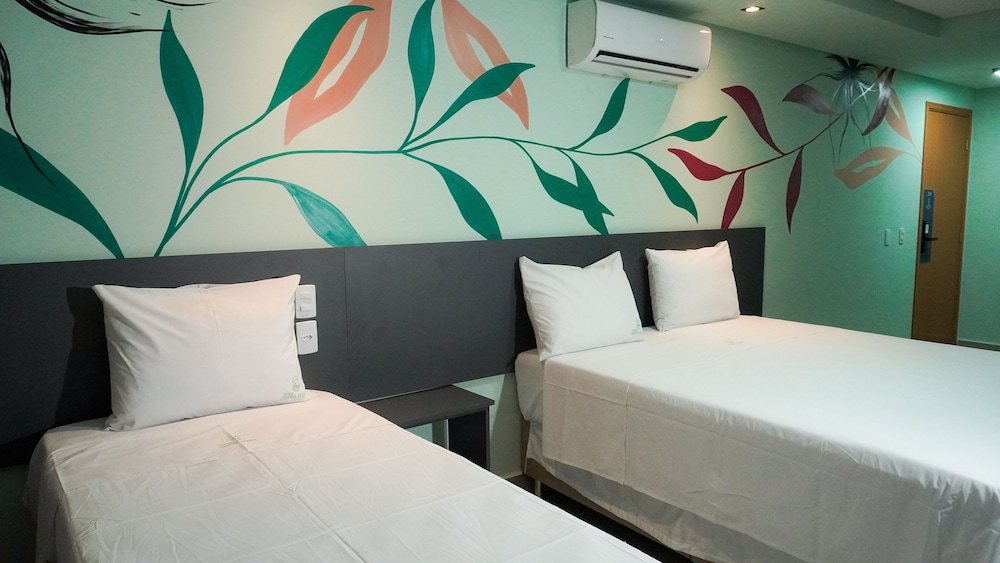 Deluxe Triple Room photo 2
