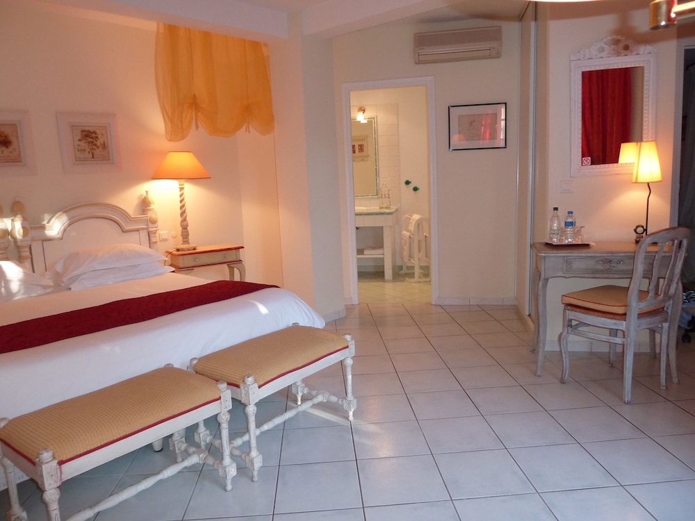 Superior Double Or Twin Room, 1 King Bed photo 3