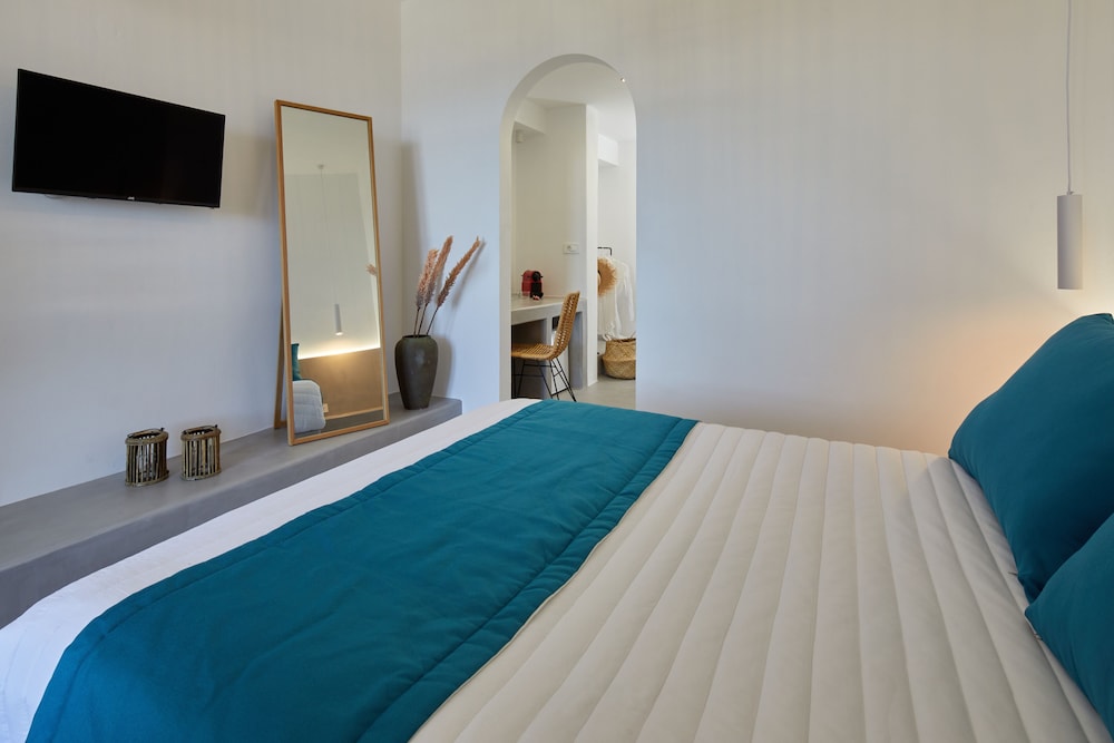 Honeymoon Suite, Jetted Tub, Sea View