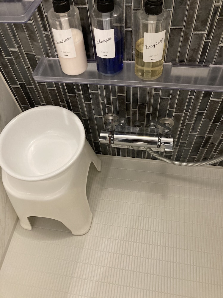 Standard Suite - Photo 31