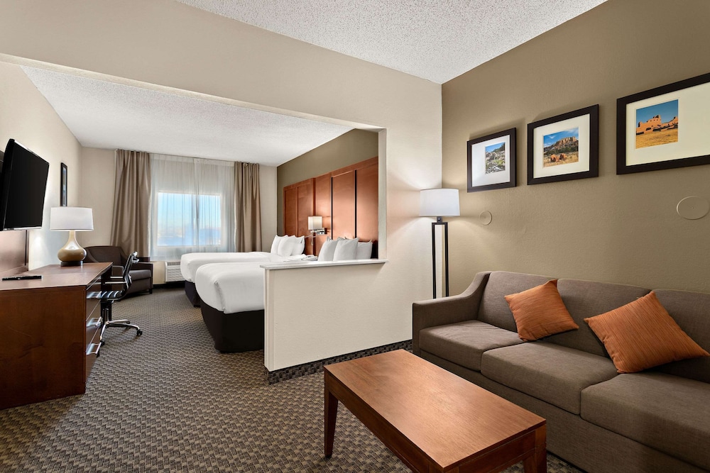 Suite, Non Smoking - Photo 1