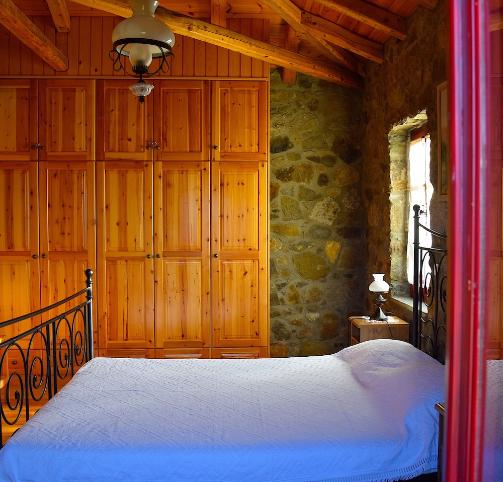 Apartment (Iliofotisti)