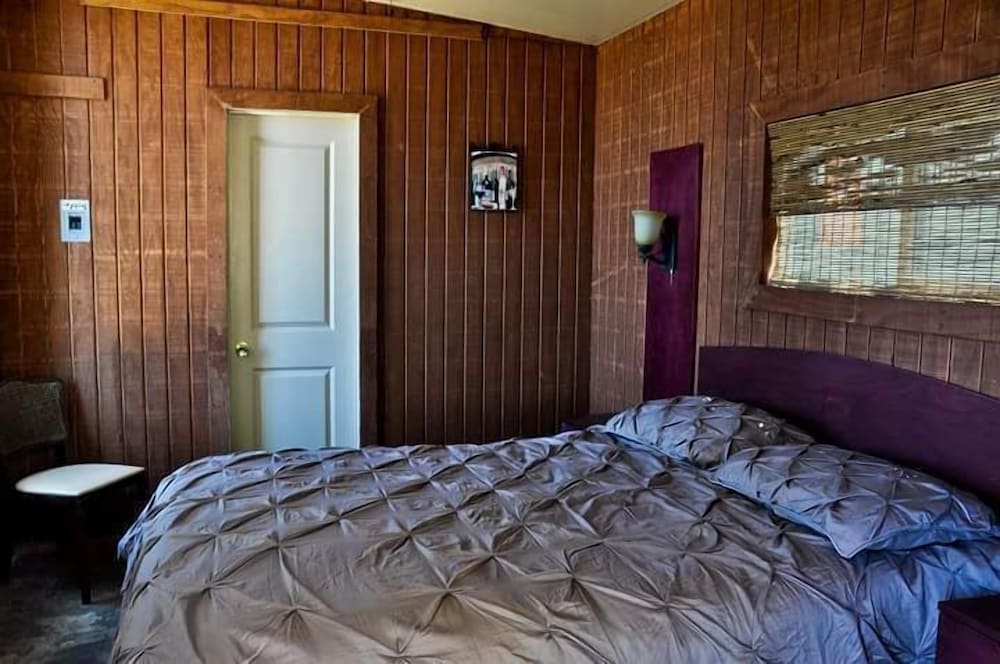 Basic Cabin photo 1