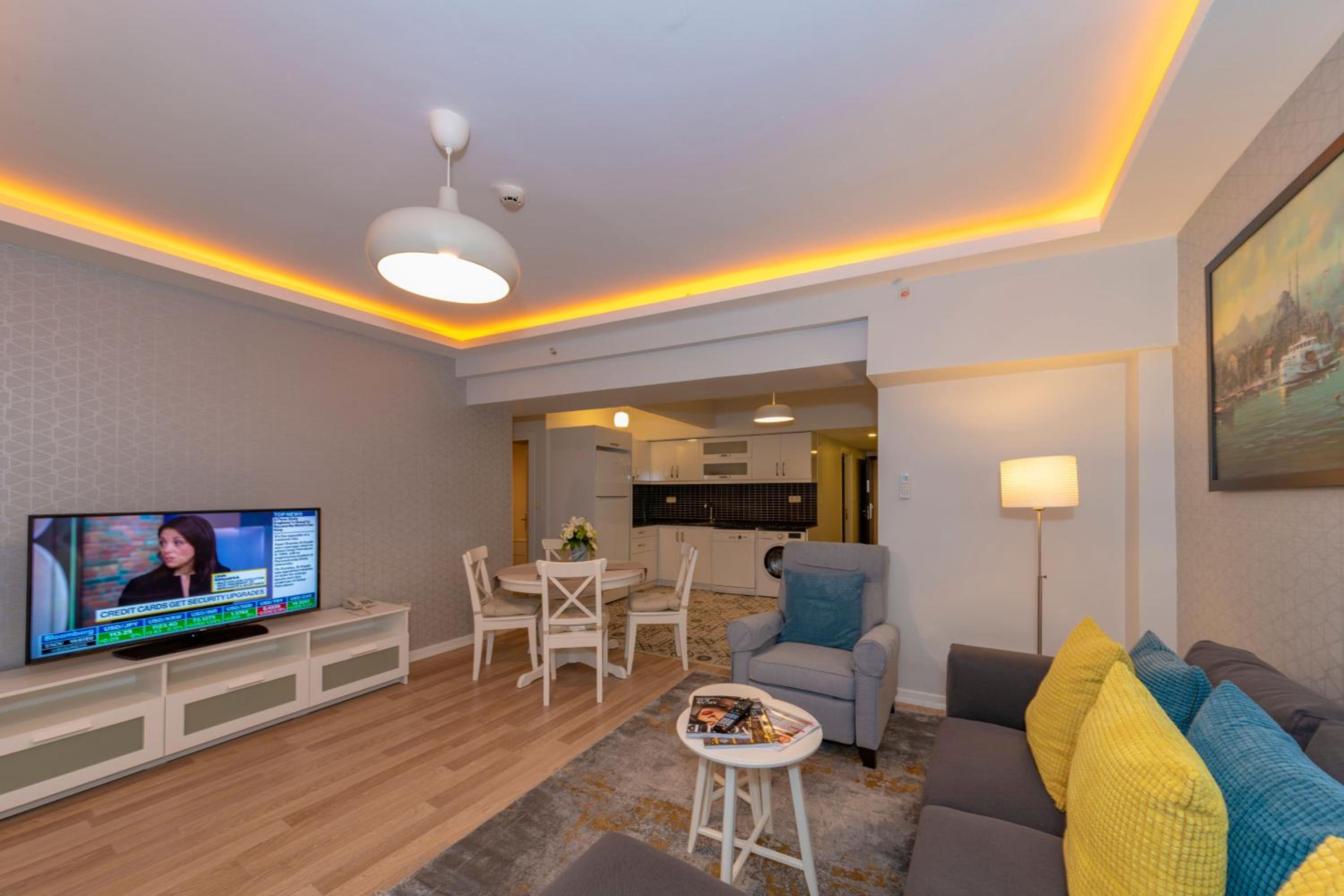 Suite with Balcony photo 2