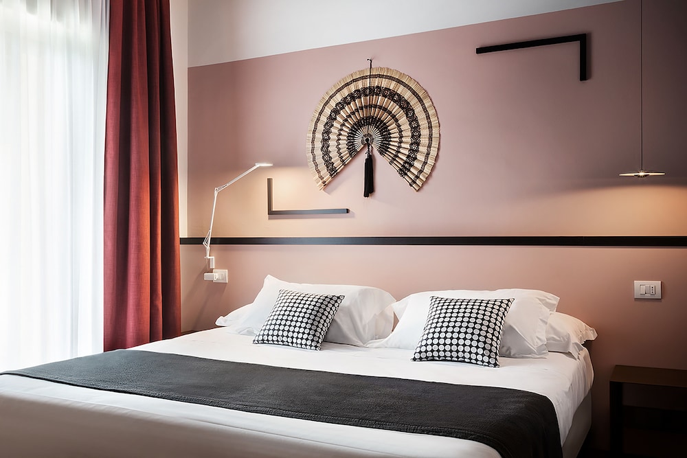 Superior Double or Twin Room (Villa Regina)