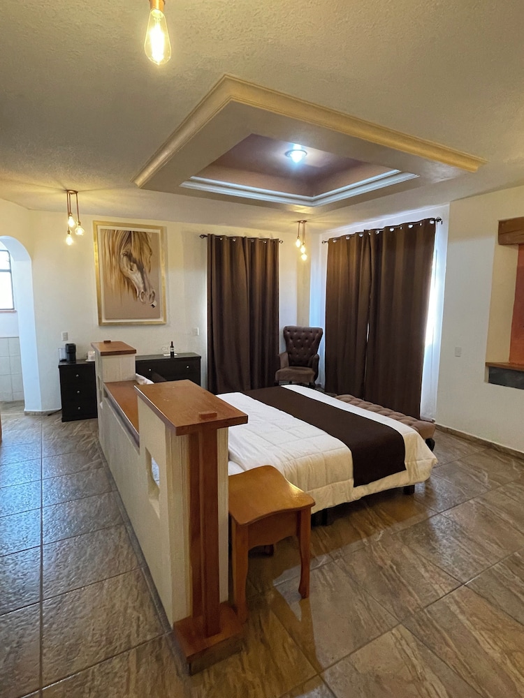 Junior Suite with Jacuzzi photo 1