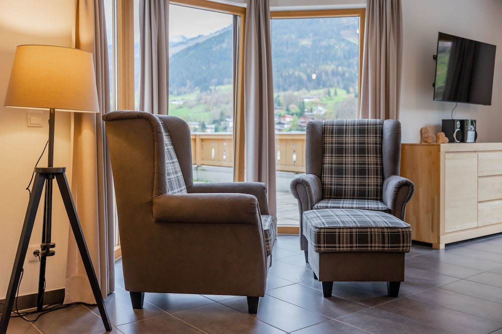 Alpine Royal (add. final cleaning fee € 190,-) photo 3