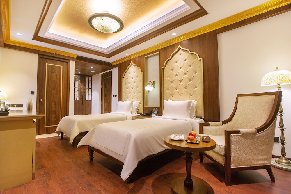 Deluxe Twin Room - Photo 3