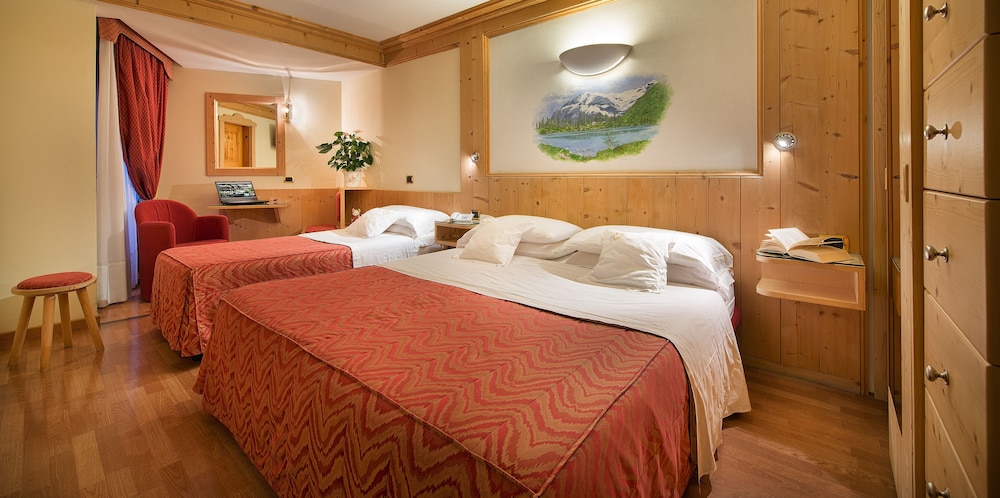 Standard Triple Room photo 1
