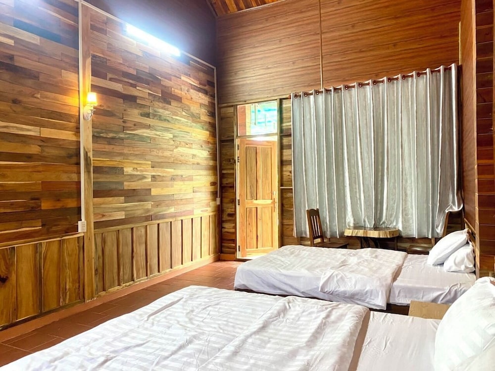 Family Triple Room, Courtyard View