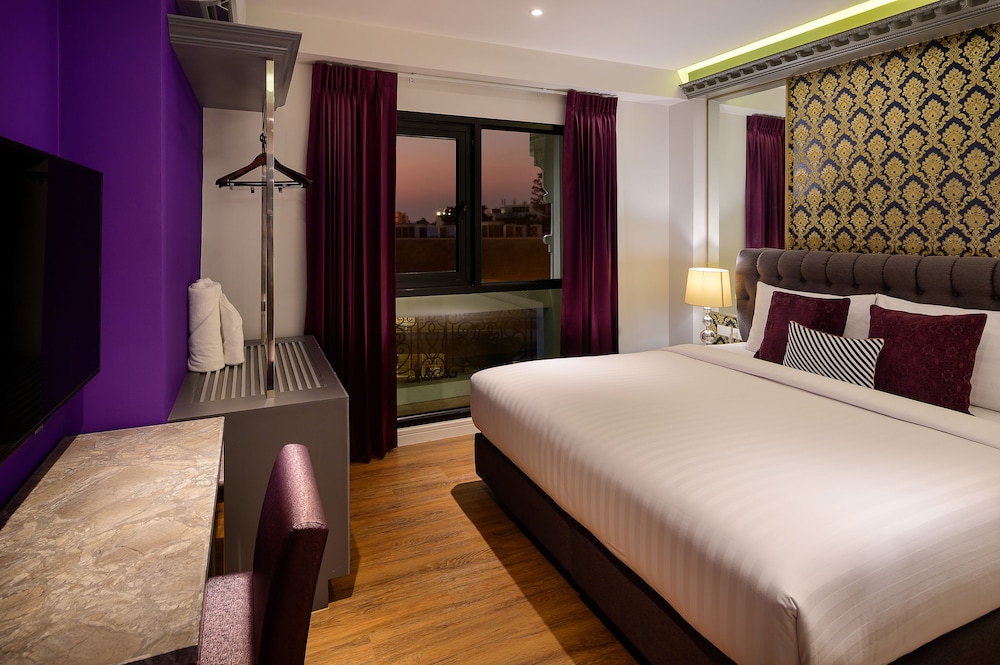 Classic Double Room (Street View) photo 1