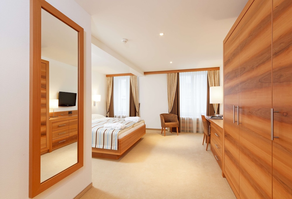 Deluxe Room - Photo 1