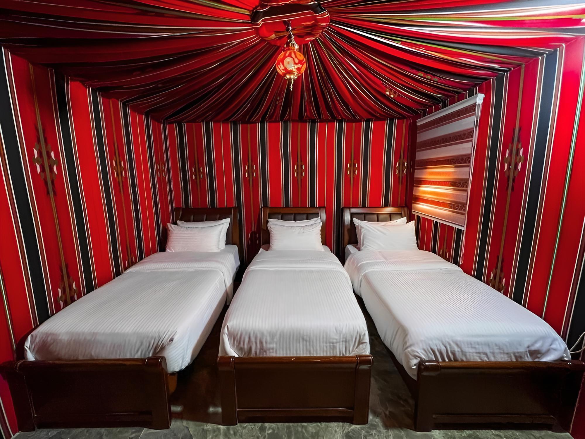 Deluxe Triple Room photo 1