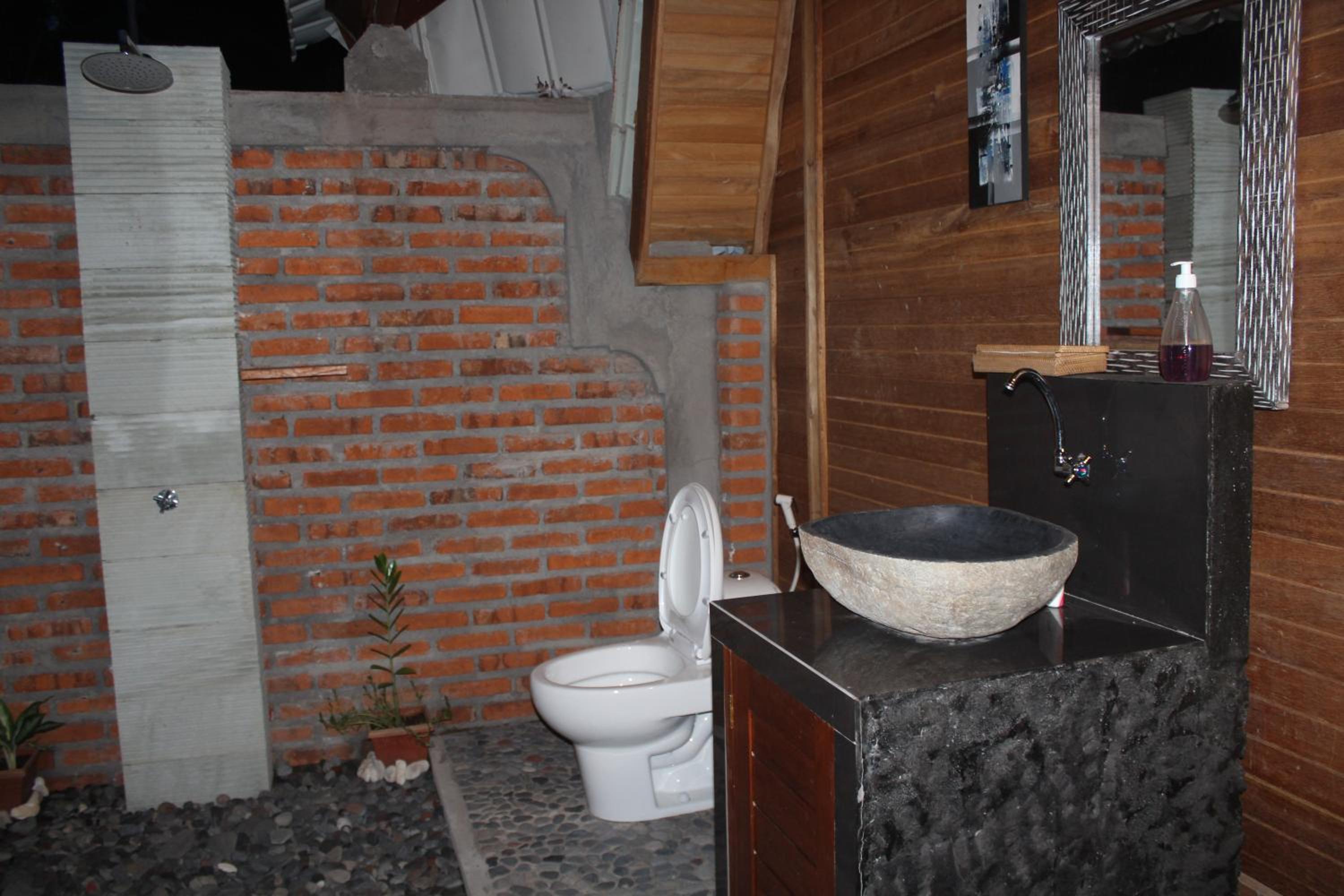 Deluxe King Room - Photo 4