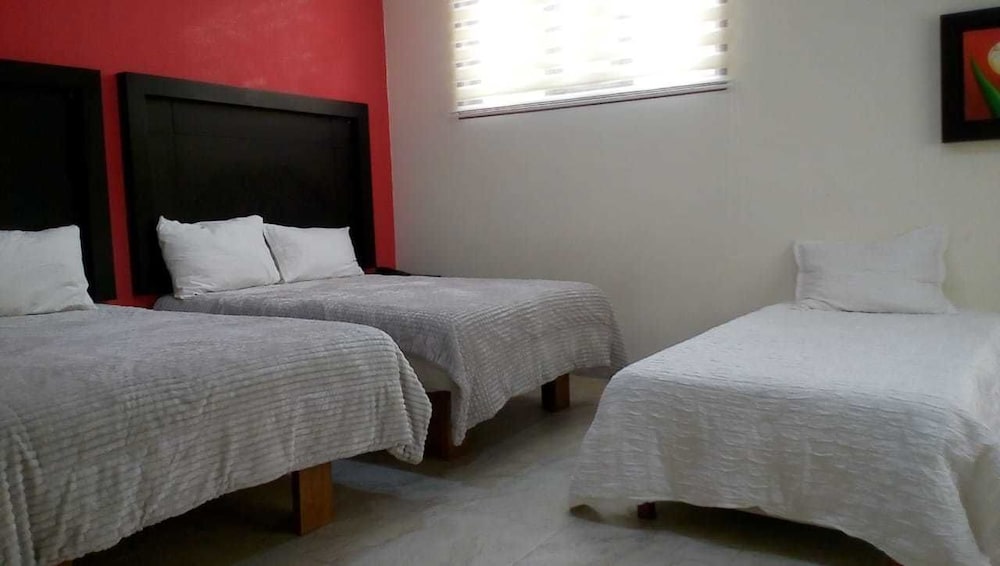 Standard Triple Room, Multiple Beds photo 1