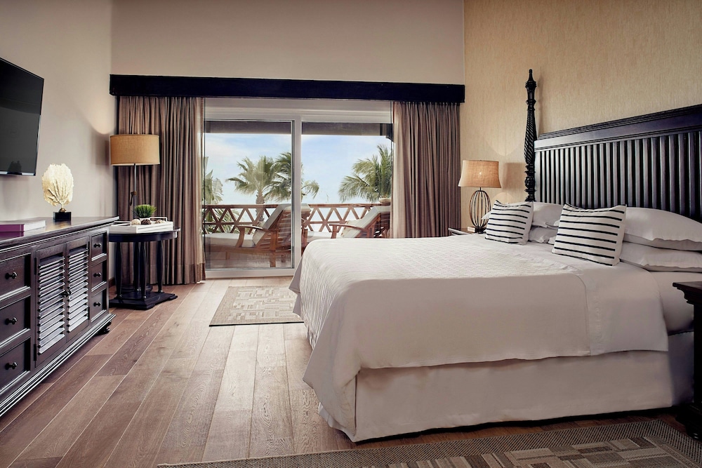 Suite, 1 dormitorio, balcón, frente al mar