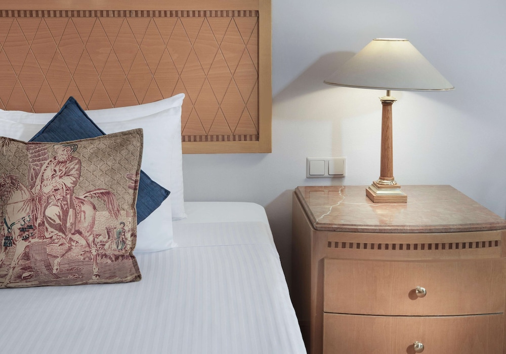 Classic Room, City View - Photo 2