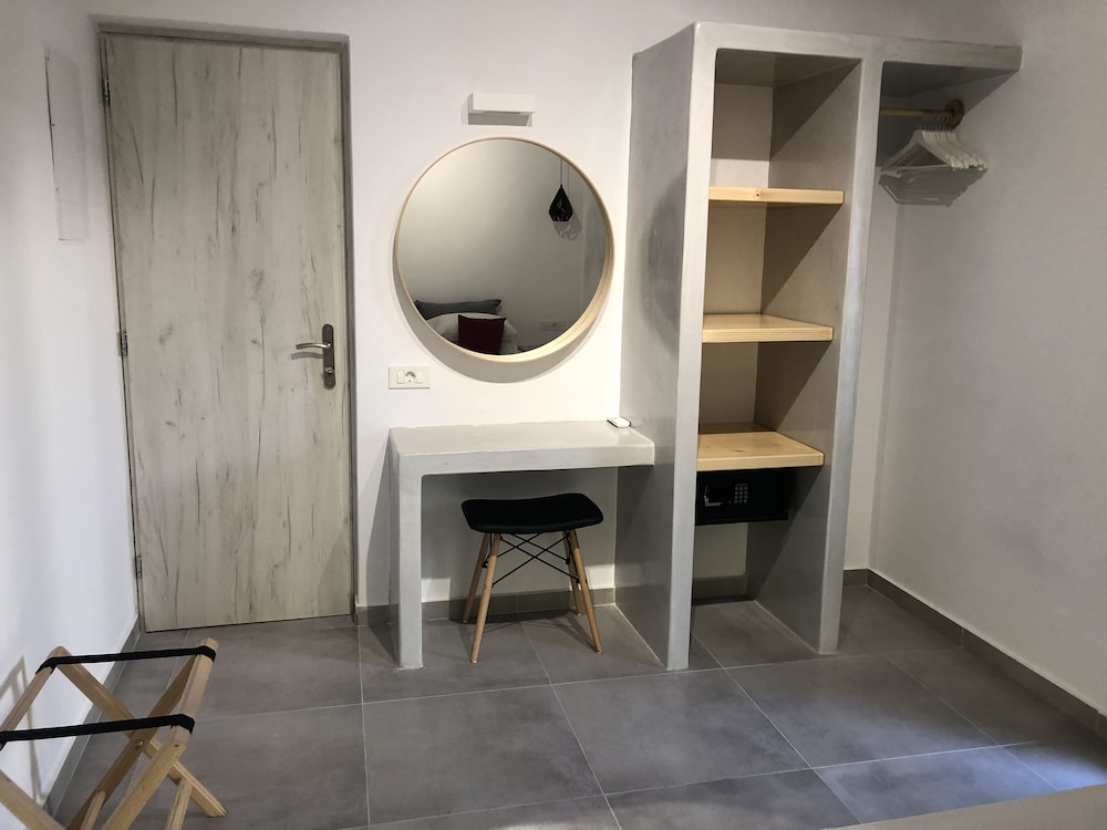 Apartment - Photo 3