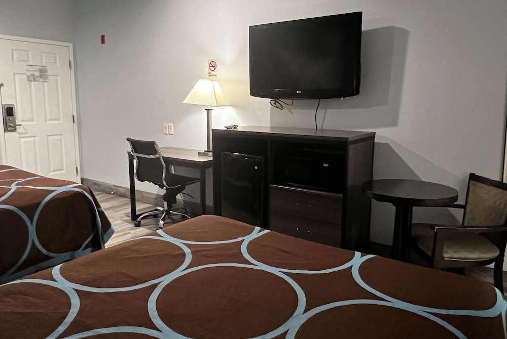 Efficiency, Room, 2 Double Beds, Non Smoking