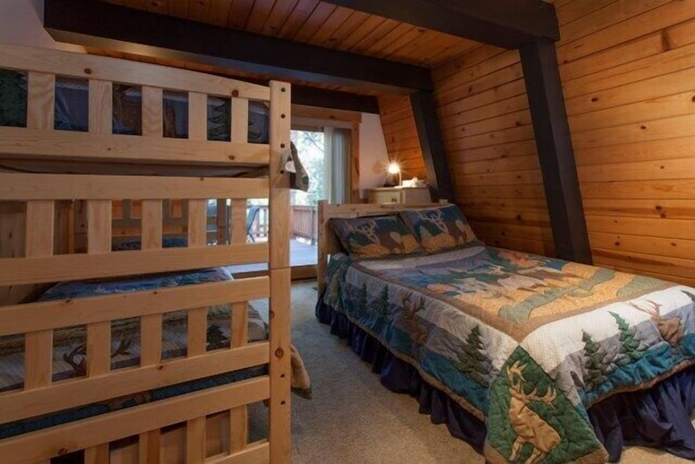 House, 3 Bedrooms photo 2