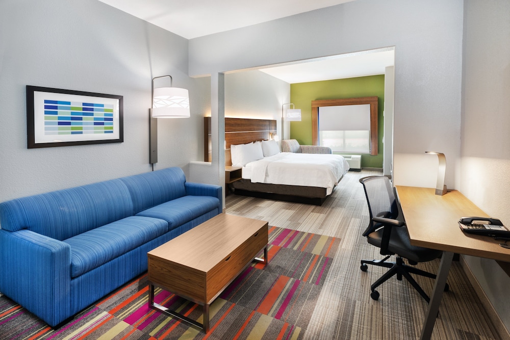 Suite, 1 King Bed, Accessible (Mobility, Comm, Roll Shwr) - Photo 1