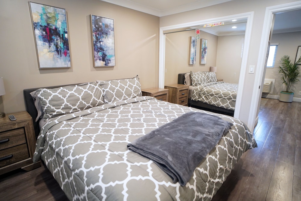 Family Apartment - Photo 3