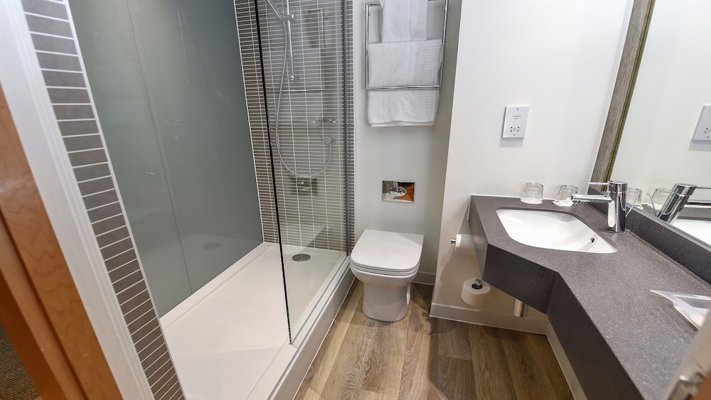 Standard Room, 2 Twin Beds - Photo 15