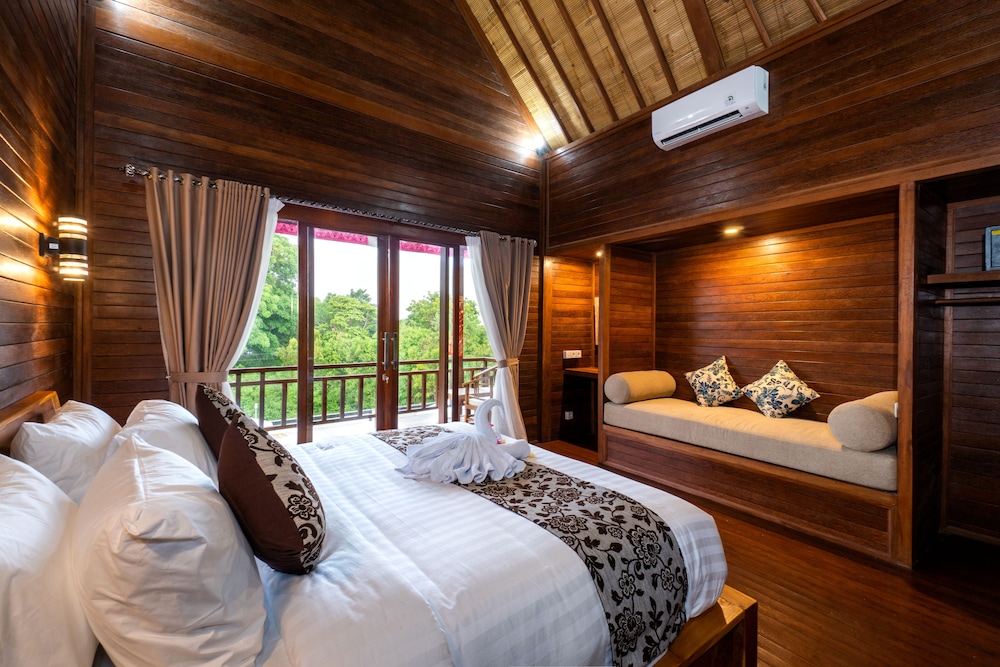 Luxury Room, 1 King Bed, Sea View photo 1
