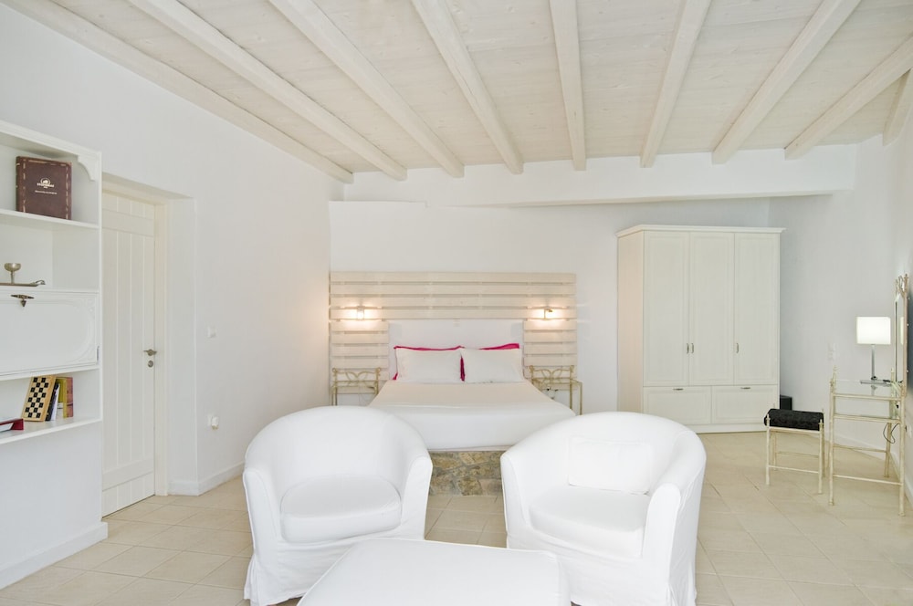 Deluxe Studio Suite
