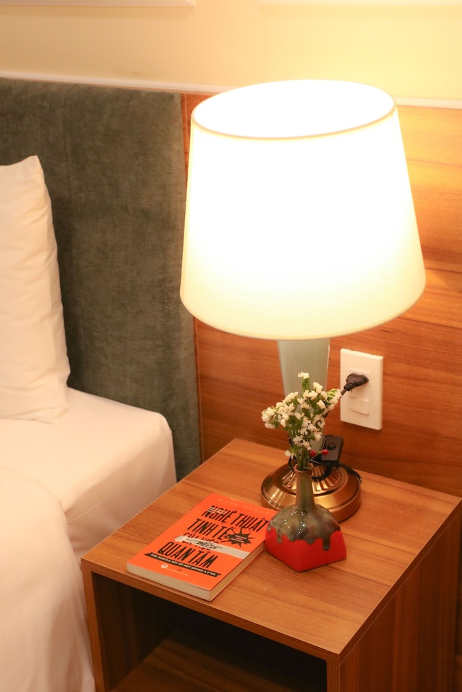 Deluxe Double Room, City View - Photo 11
