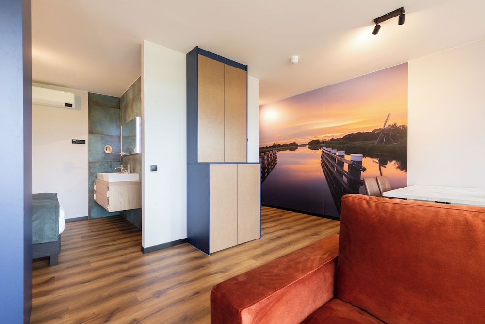 Junior Studio Suite, Patio, Hill View photo 2