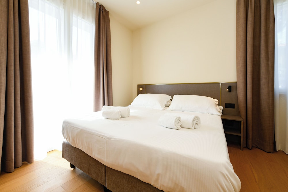 Standard Apartment, Multiple Beds, Kitchenette, Annex Building (Converts to 2 Twin Beds) - Photo 5