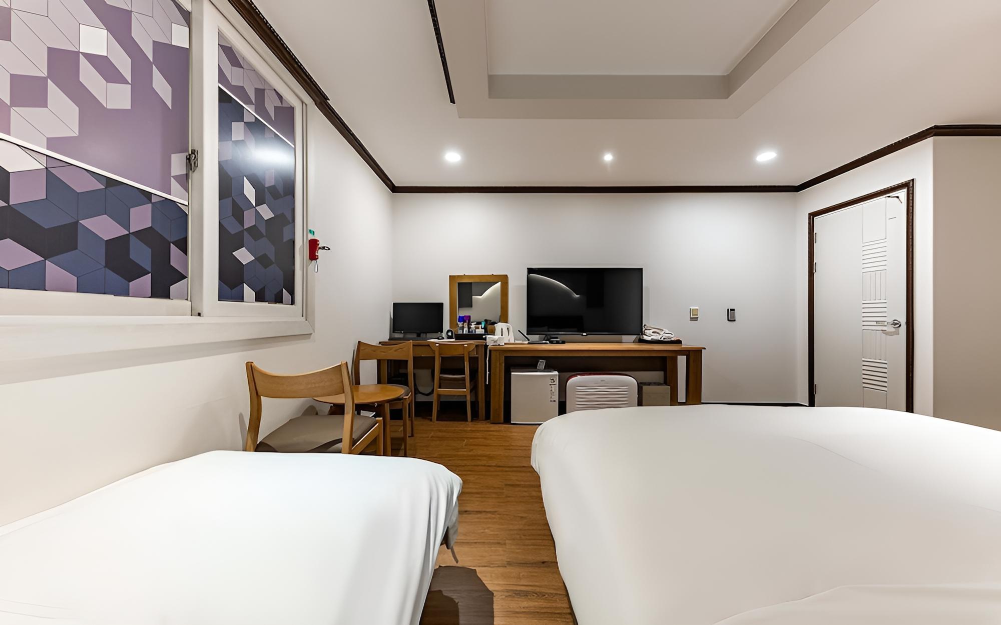 Room (Twin (Breakfast provided - Sat Sun no) photo 3
