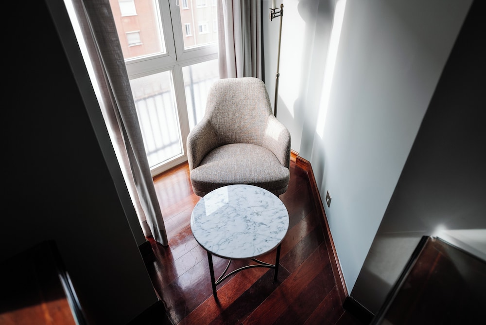 Standard Double Room - Photo 4
