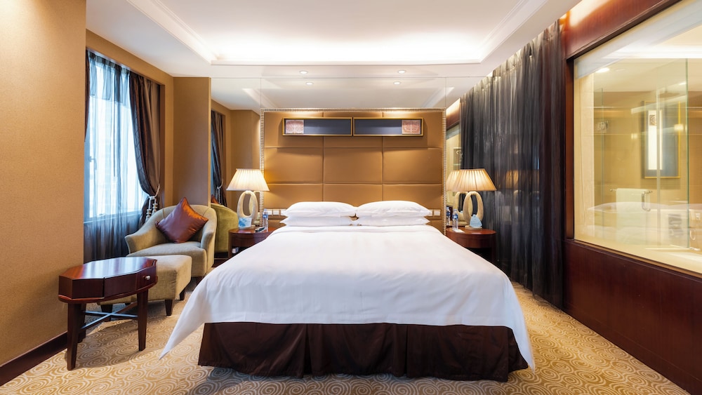 Deluxe Double Room - Photo 1