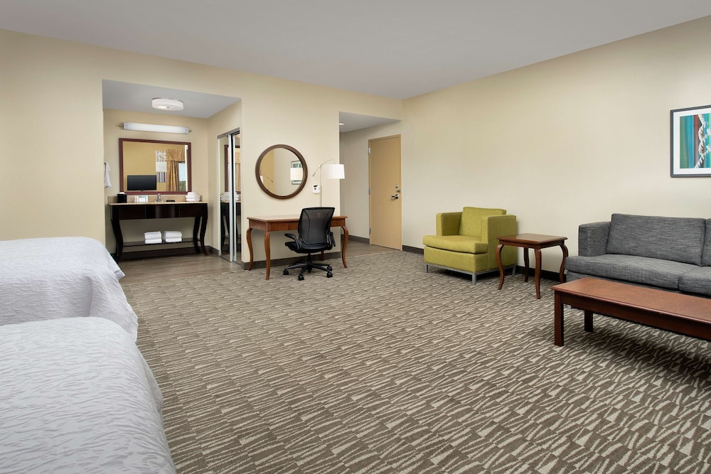 Studio, Multiple Beds, Non Smoking photo 2