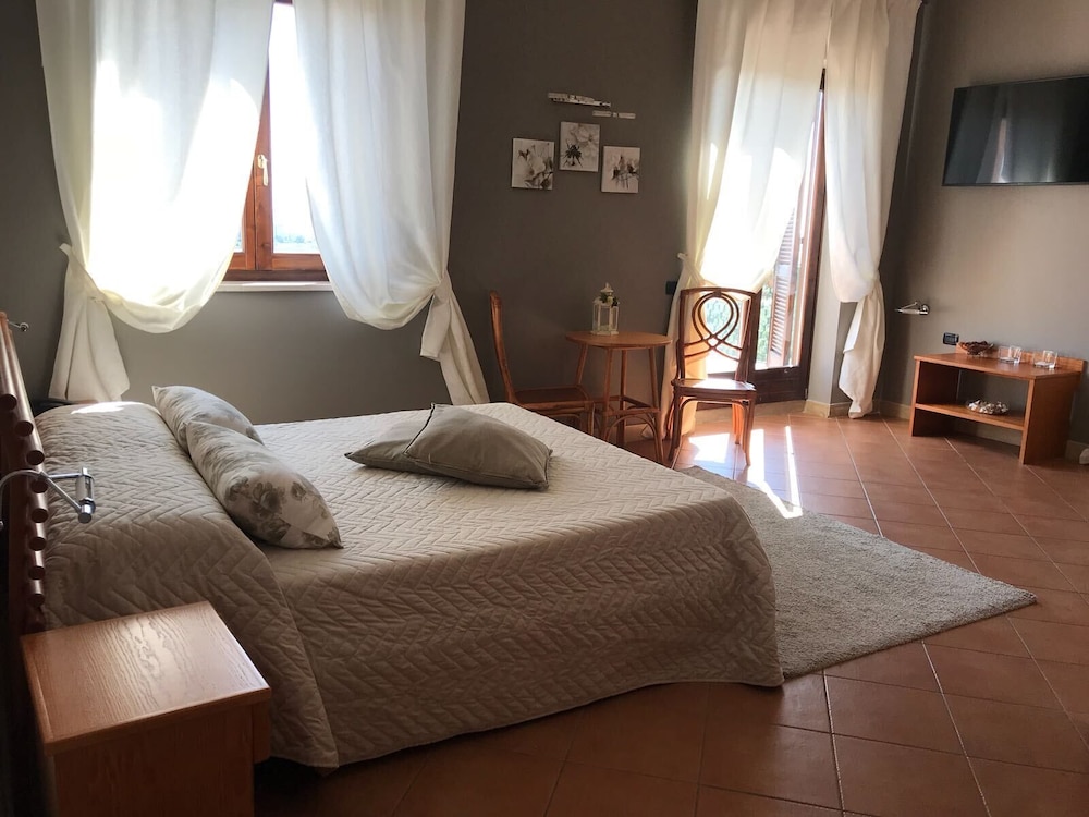 Triple Room - Photo 1