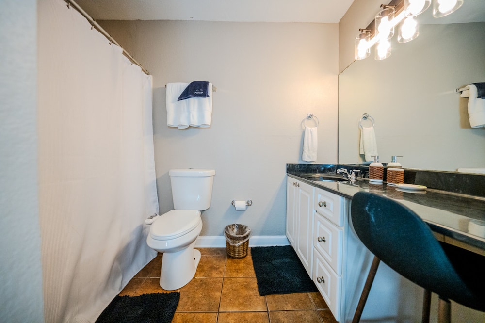 Apartment photo 2