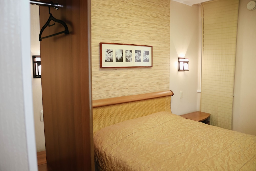 Comfort Single Room, Private Bathroom