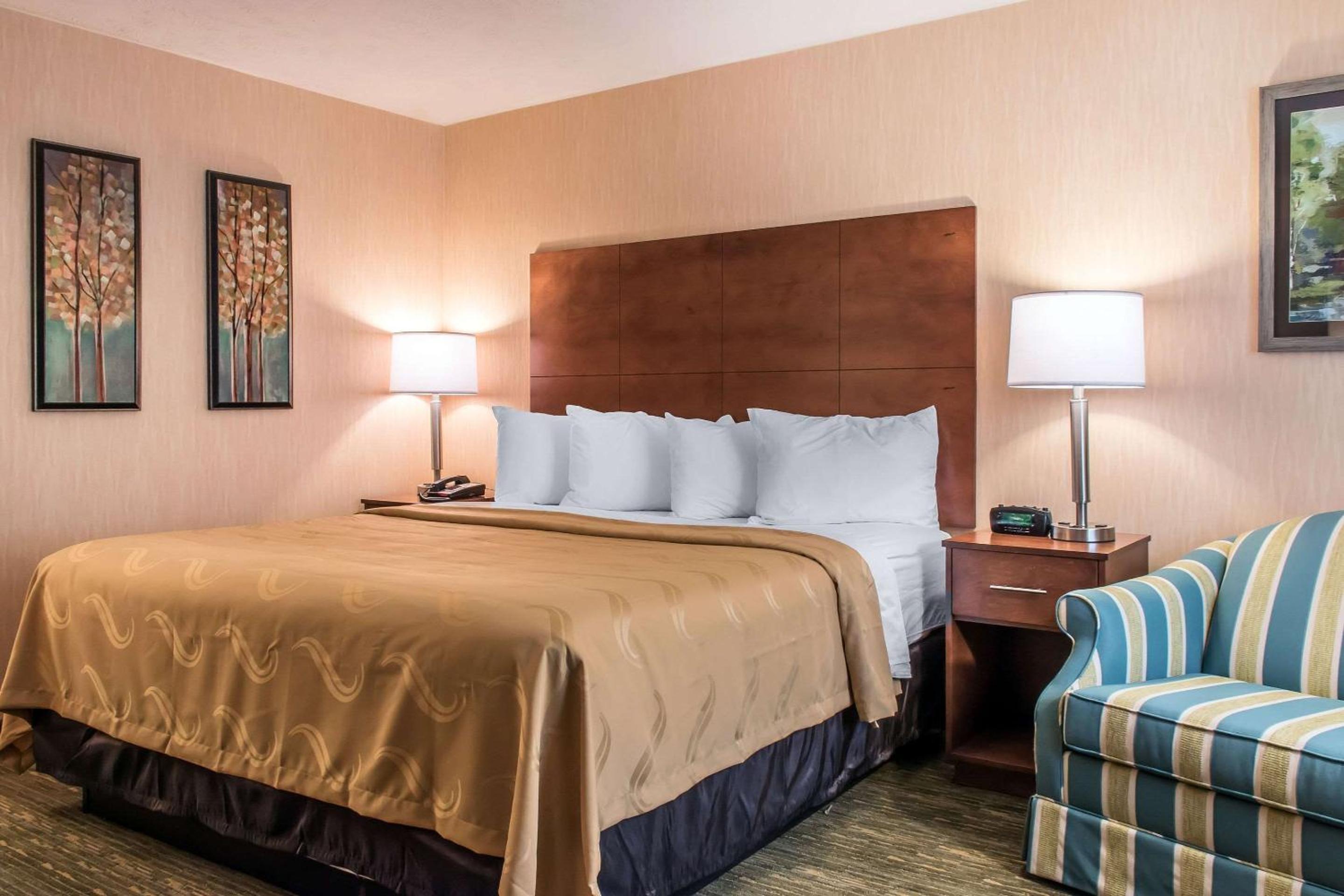 Business King Room photo 3