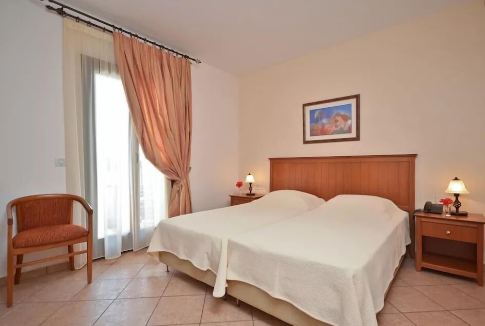 Comfort Room Pool or Sea view - Photo 3